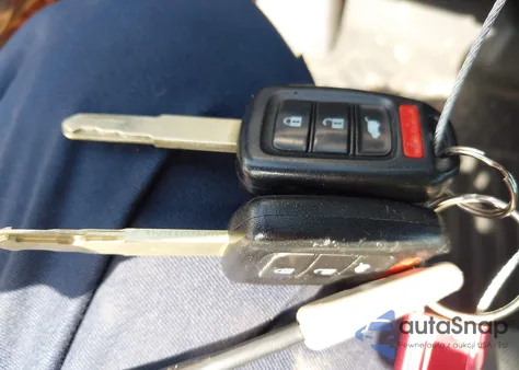 2017 Honda Cr-V Lx z USA, uszkodzony, nr VIN 2HKRW6H3XHH202463